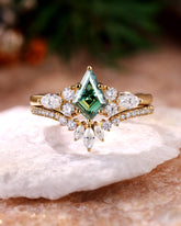 FAYE Kite Cut Teal Moissanite Engagement Ring Set